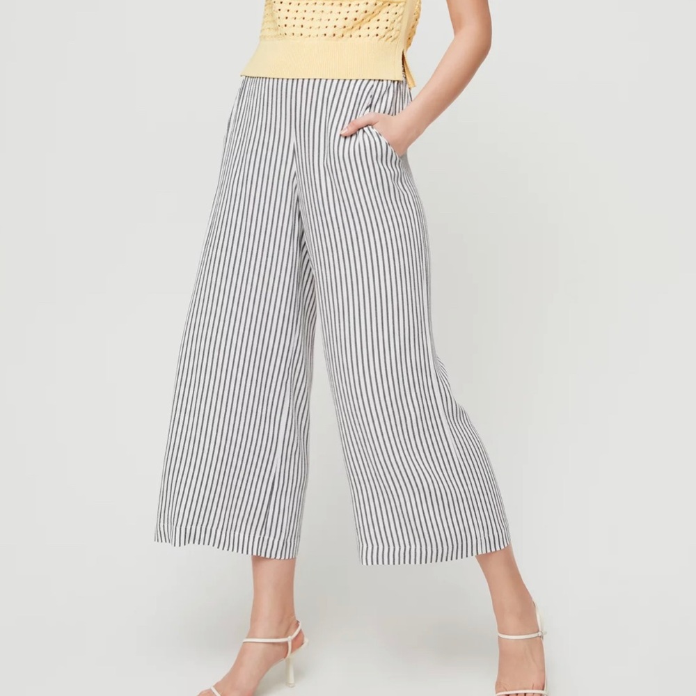 Aritzia Wilfred Faun Striped Wide Leg Pant
